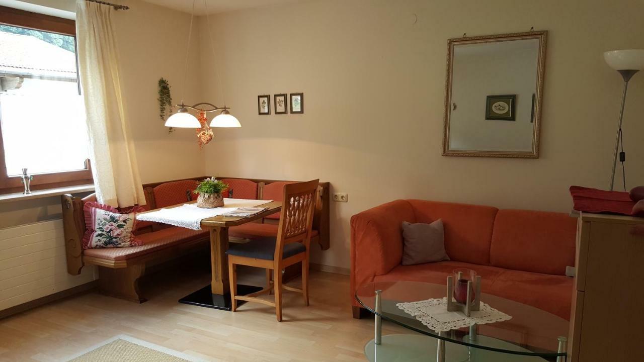 Ferienwohnungen Freundsheim Крамзах Екстериор снимка